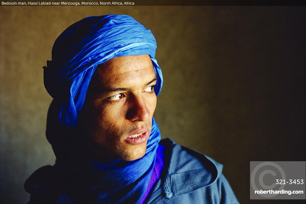 Bedouin man, Hassi Labiad near Merzouga, Morocco, North Africa, Africa
